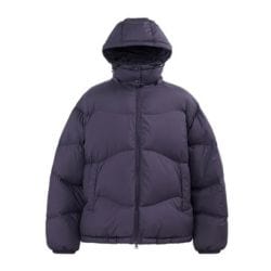 Lightweight Packable Down Jacket with Hood – Stylish & Warm Outerwear Essential