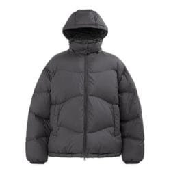 Lightweight Packable Down Jacket with Hood – Stylish & Warm Outerwear Essential