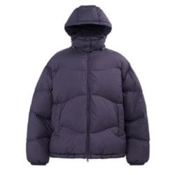Lightweight Packable Down Jacket with Hood – Stylish & Warm Outerwear Essential