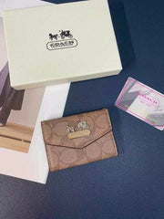 HypedEffects Coach Signature Card Holder Wallet with Horse and Carriage Logo