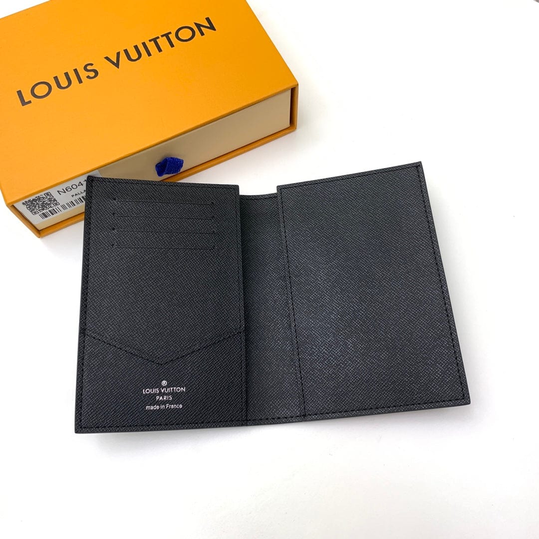 HypedEffects Colorful louis vuitton Passport Holder