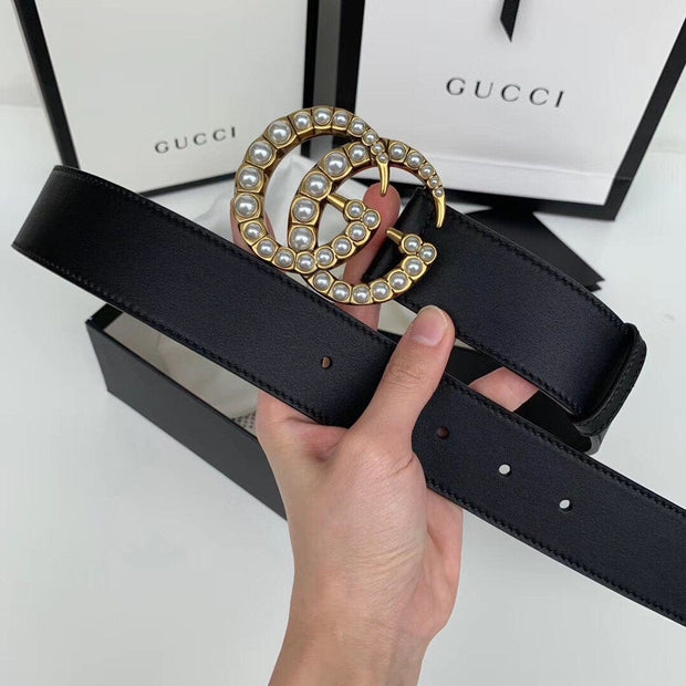 HypedEffects Elegant Black Gucci Leather Belt - Embellished Louis Vuitton Buckle