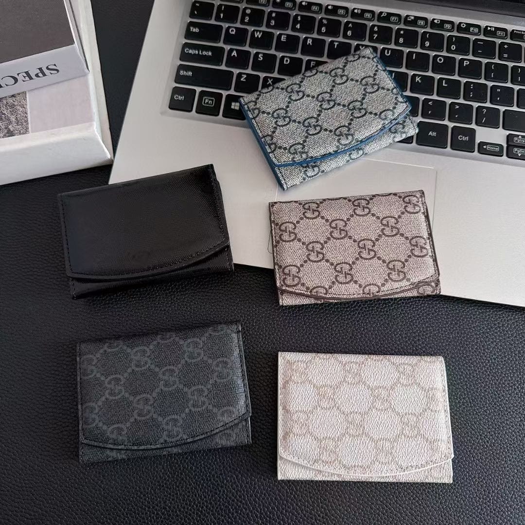 HypedEffects gucci Monogram Mini Envelope Wallet – Compact Card Wallet