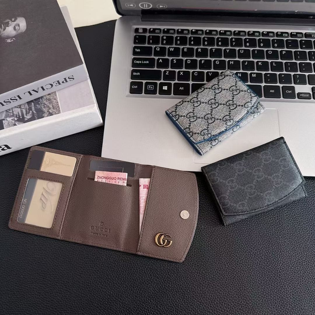 HypedEffects gucci Monogram Mini Envelope Wallet – Compact Card Wallet