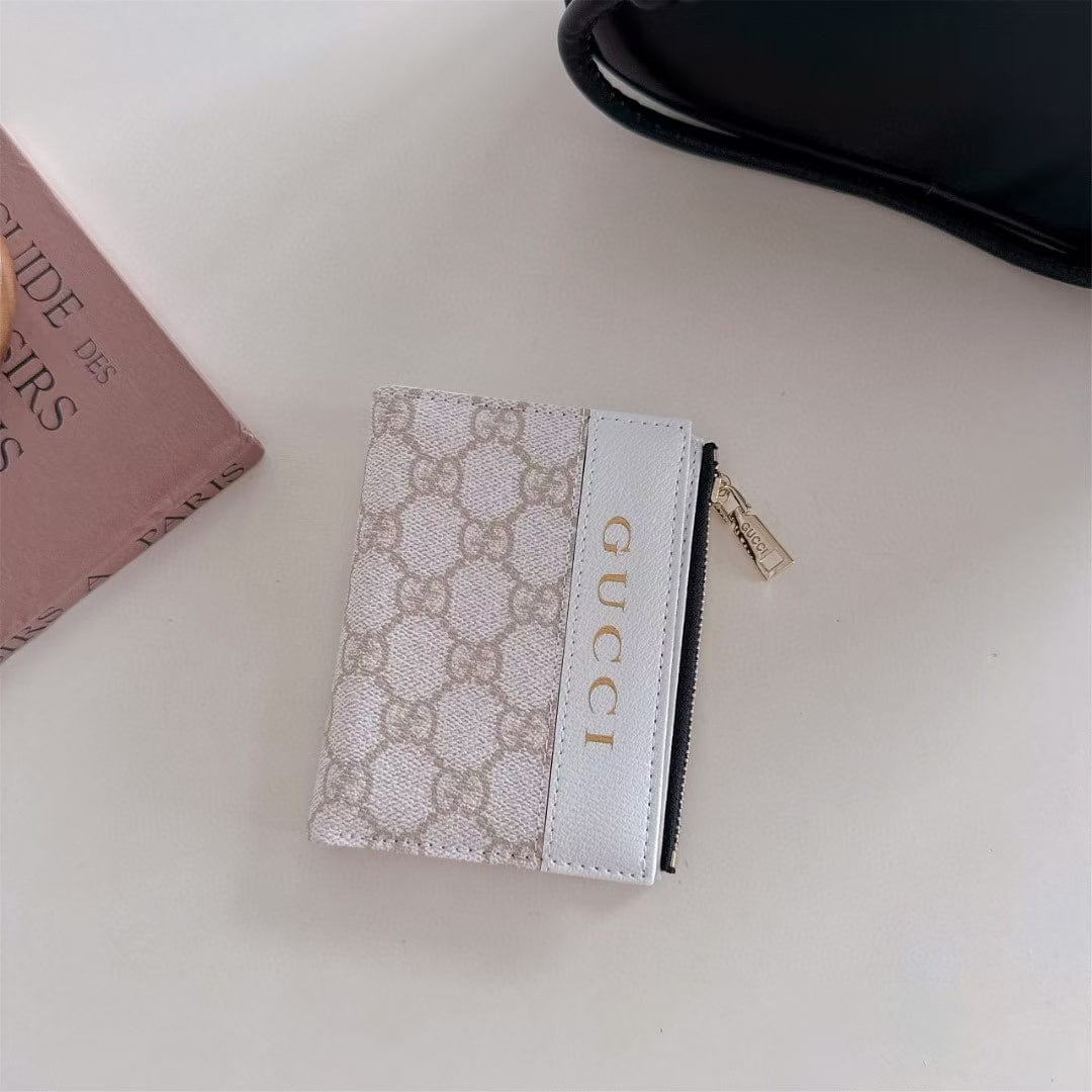 HypedEffects gucci Monogram Zip Wallet with Gold Logo – Bifold Design