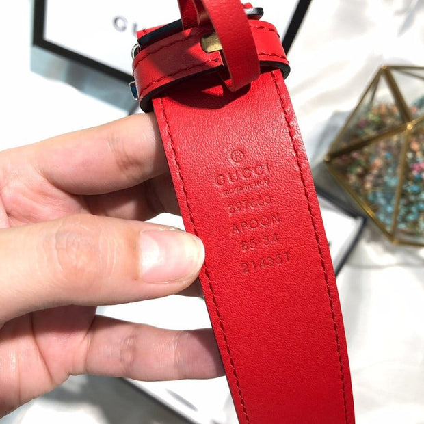 HypedEffects Gucci Scarlet Leather Belt - Glamorous Buckle