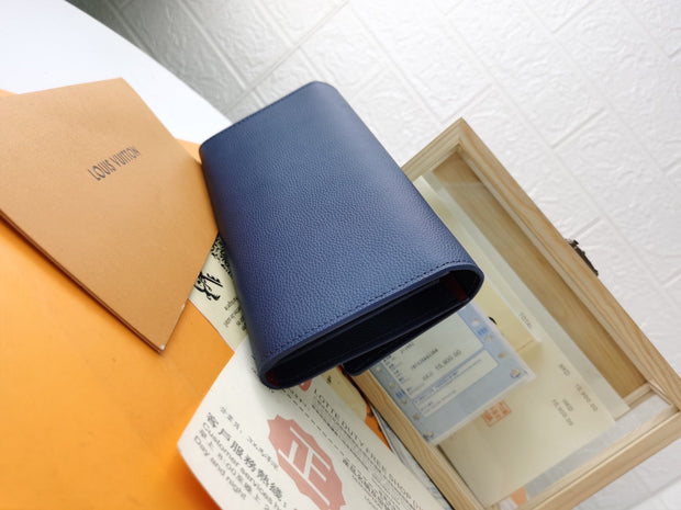 HypedEffects Leather Louis Vuitton Magnolia Wallet