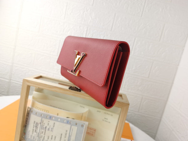 HypedEffects Leather Louis Vuitton Magnolia Wallet
