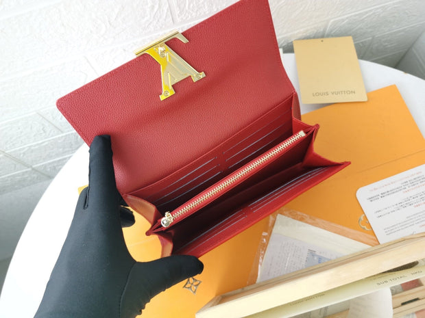 HypedEffects Leather Louis Vuitton Magnolia Wallet