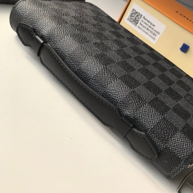 HypedEffects Leather Louis Vuitton Monogram Wallet