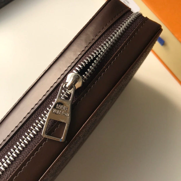HypedEffects Leather Louis Vuitton Monogram Wallet