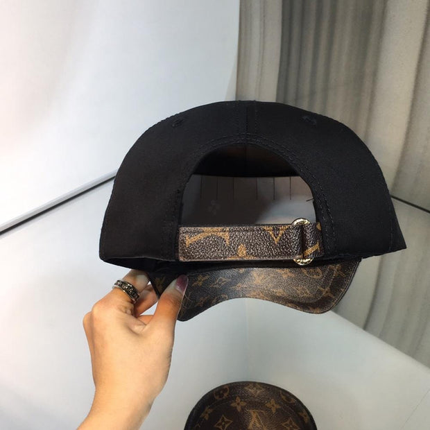 HypedEffects Louis Vuitton Classic Black & Brown Cap - Monogram Signature Design