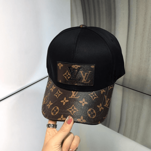 HypedEffects Louis Vuitton Classic Black & Brown Cap - Monogram Signature Design
