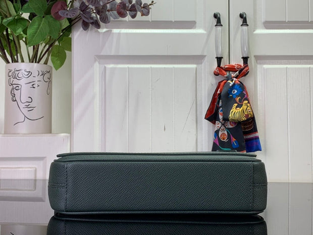 HypedEffects Louis Vuitton Gray Monogram Messenger Bag