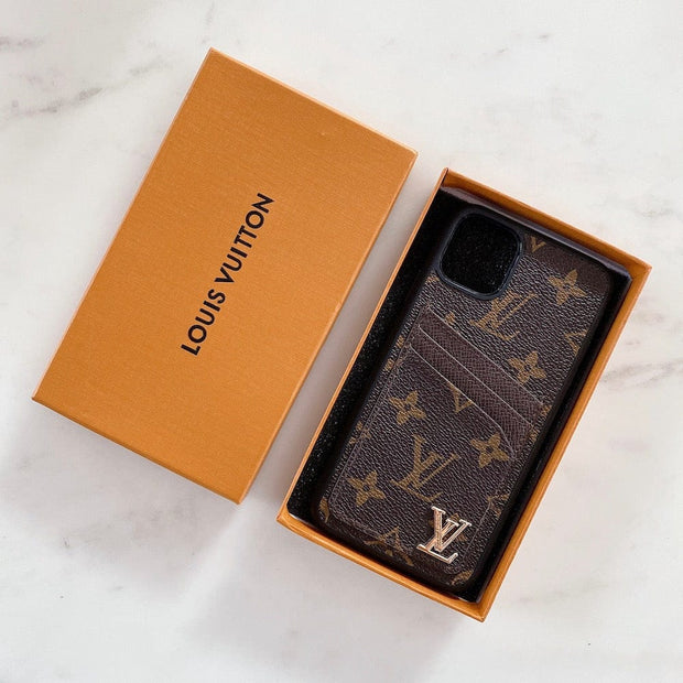 HypedEffects Louis Vuitton & Gucci iPhone Case Collection - Famous Patterns with Integrated Wallet