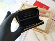 HypedEffects Louis Vuitton Leather Wallet With Zipper