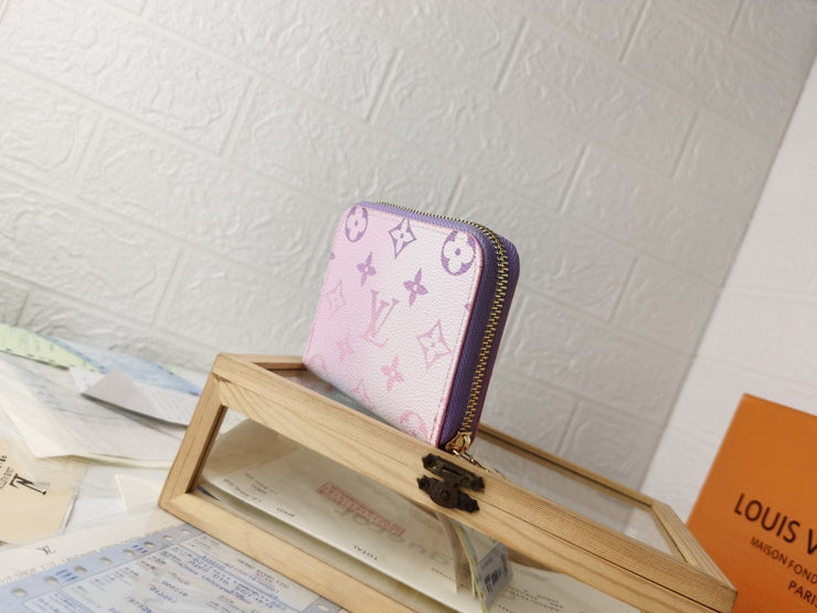 HypedEffects Louis Vuitton Leather Wallet With Zipper