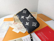 HypedEffects Louis Vuitton Leather Zipper Wallet