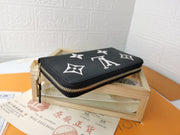 HypedEffects Louis Vuitton Leather Zipper Wallet
