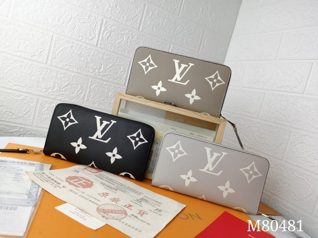 HypedEffects Louis Vuitton Leather Zipper Wallet