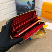 HypedEffects Louis Vuitton Leather Zipper Wallet