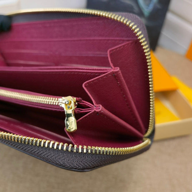 HypedEffects Louis Vuitton Leather Zipper Wallet