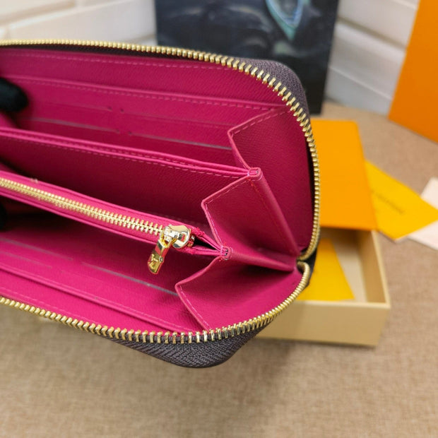 HypedEffects Louis Vuitton Leather Zipper Wallet