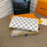 HypedEffects Louis Vuitton Leather Zipper Wallet