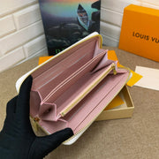 HypedEffects Louis Vuitton Leather Zipper Wallet