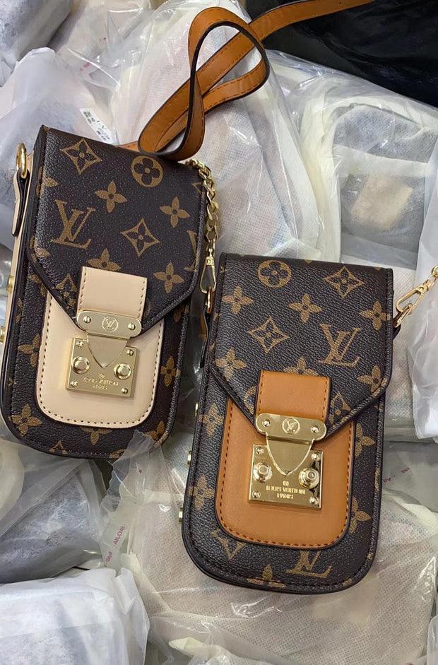 HypedEffects Louis Vuitton Louis Vuitton Phone Pouch Bags For Mobile Phones 6.7 Inch