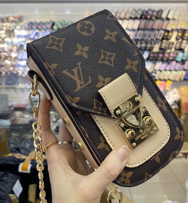 HypedEffects Louis Vuitton Louis Vuitton Phone Pouch Bags For Mobile Phones 6.7 Inch