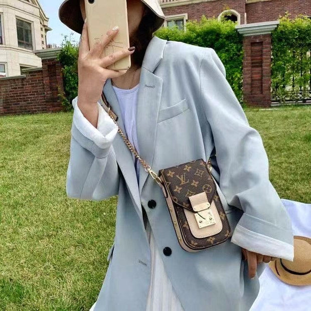 HypedEffects Louis Vuitton Louis Vuitton Phone Pouch Bags For Mobile Phones 6.7 Inch