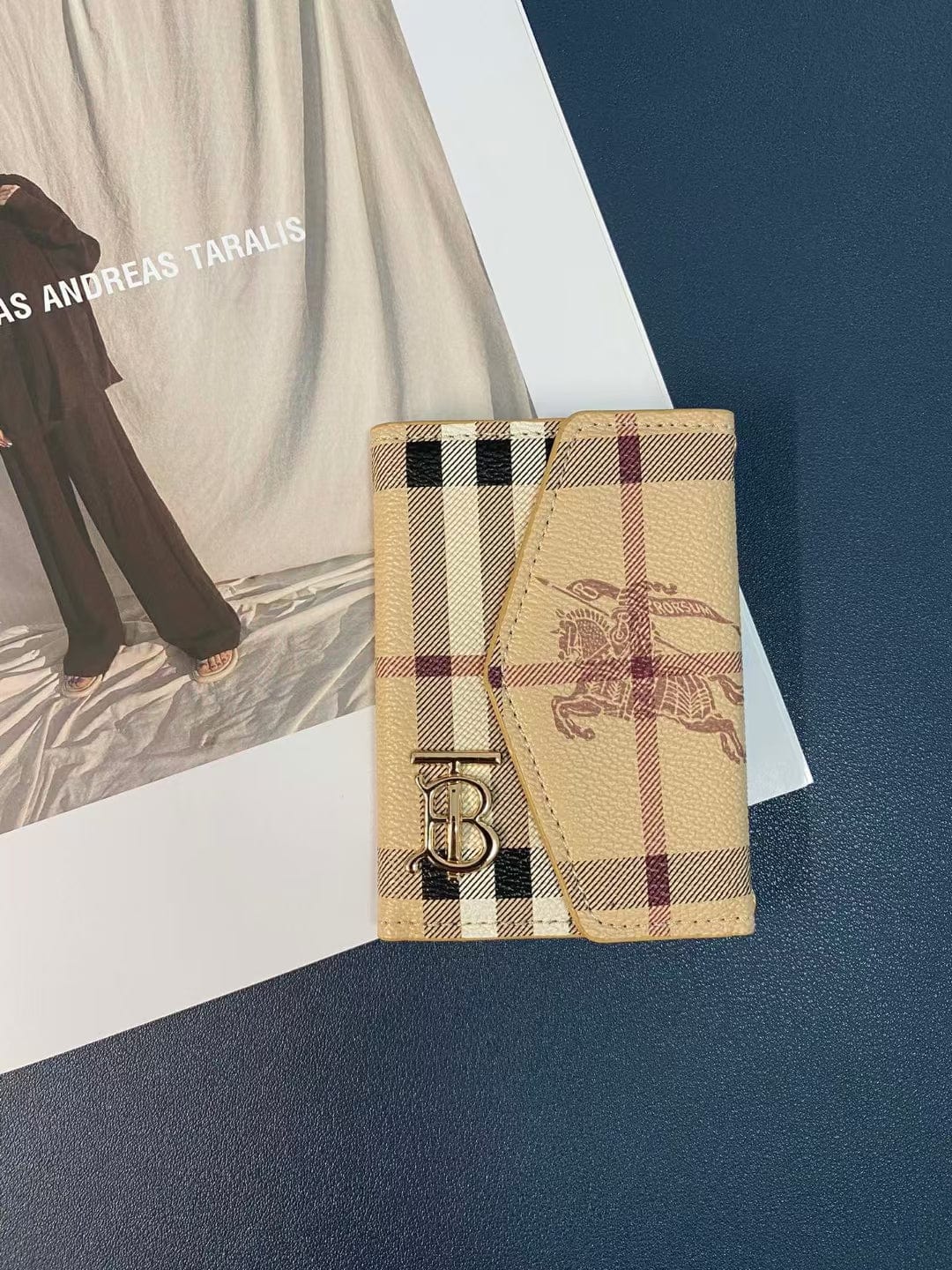 HypedEffects louis vuitton Monogram and Checkered Credit Card Holders wallet with louis vuitton Logo