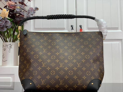 HypedEffects Louis Vuitton Monogram Canvas Tote Bag