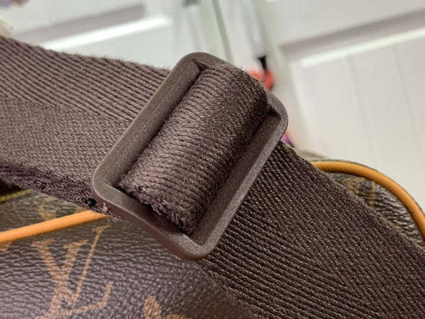 HypedEffects Louis Vuitton Monogram Messenger Reporter Bag