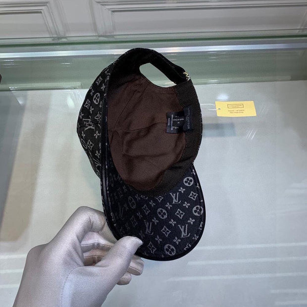 HypedEffects Louis Vuitton Monogram Patterned Black Cap - Classic Louis Vuitton Style Cap