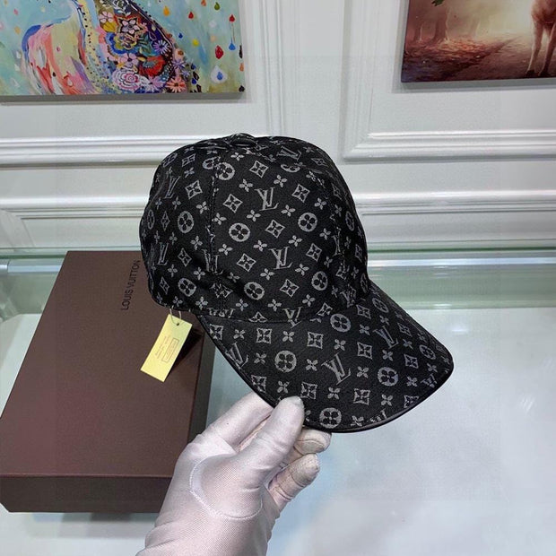 HypedEffects Louis Vuitton Monogram Patterned Black Cap - Classic Louis Vuitton Style Cap