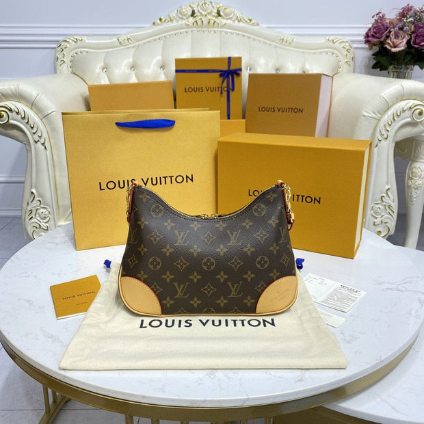 HypedEffects Louis Vuitton Monogram Shoulder Bag with Gold-Tone Hardware