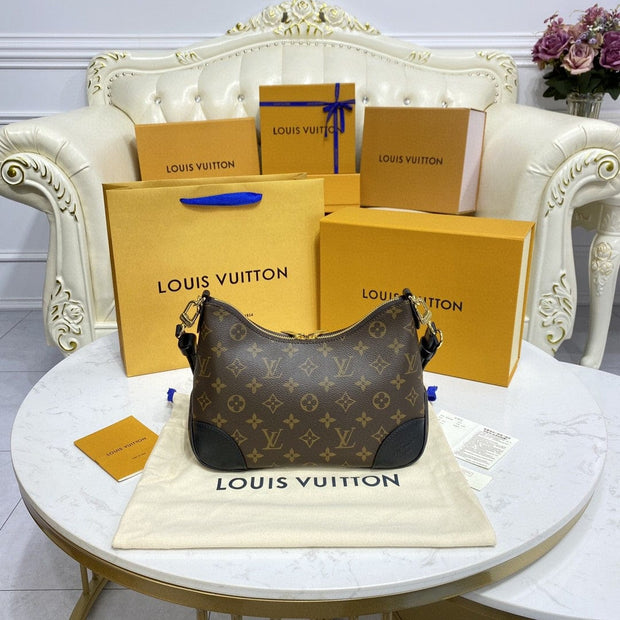 HypedEffects Louis Vuitton Monogram Shoulder Bag with Gold-Tone Hardware (Black Edges)