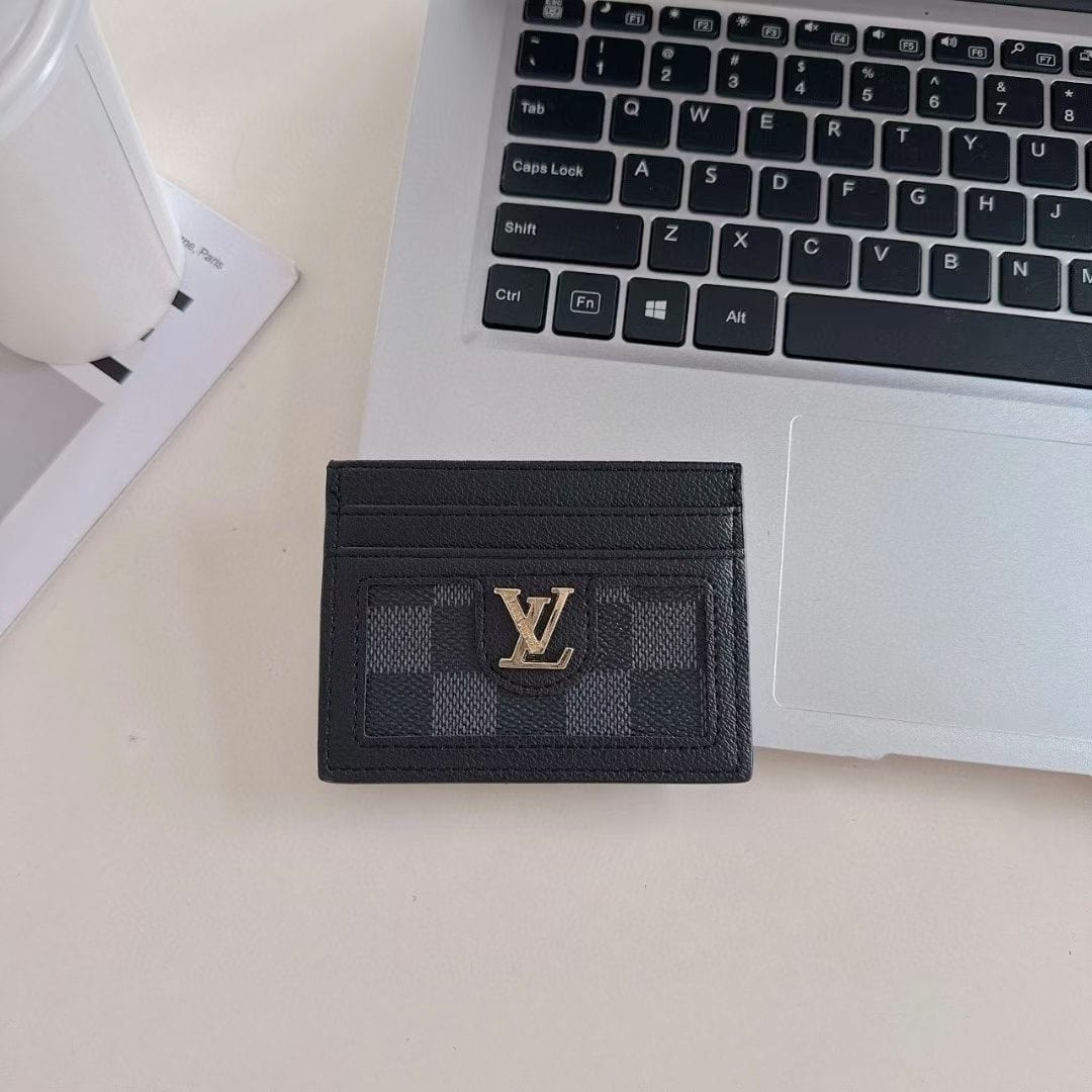 HypedEffects louis vuitton Monogram Slim Cardholder Wallet – Multiple Styles