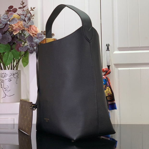 HypedEffects Louis Vuitton Monogram Tote Bag in Black