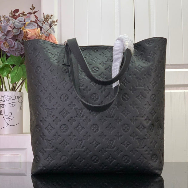 HypedEffects Louis Vuitton Monogram Tote Bag in Black Leather