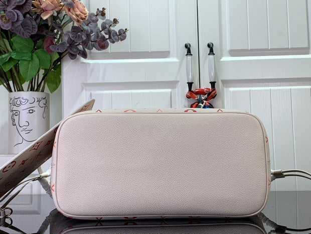 HypedEffects Louis Vuitton Neverfull MM Tote in Monogram Canvas with Pochette