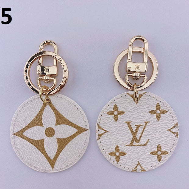 HypedEffects Louis Vuitton Rounded Leather Keychain | Bag Keychain