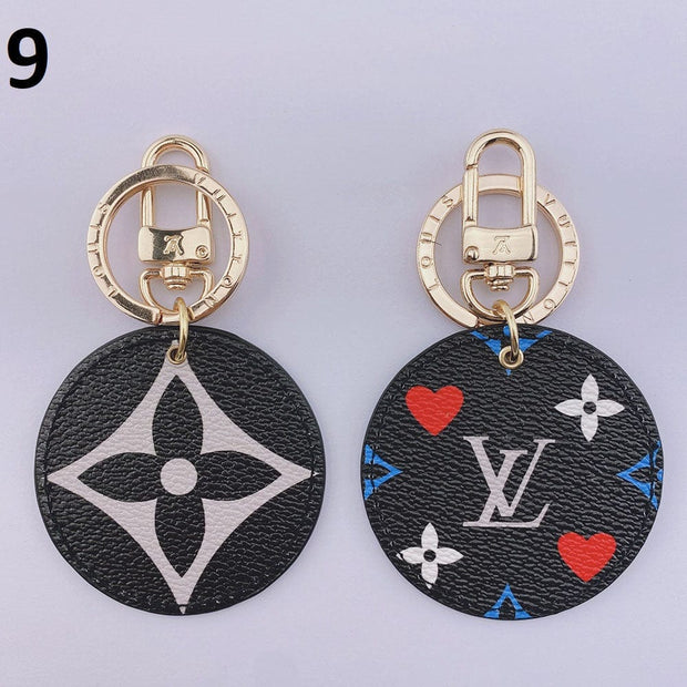 HypedEffects Louis Vuitton Rounded Leather Keychain | Bag Keychain