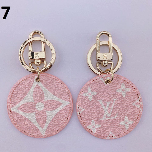 HypedEffects Louis Vuitton Rounded Leather Keychain | Bag Keychain