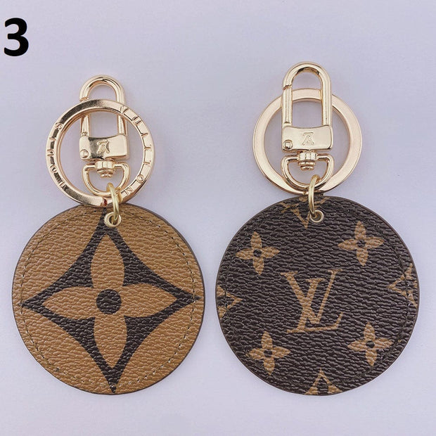 HypedEffects Louis Vuitton Rounded Leather Keychain | Bag Keychain