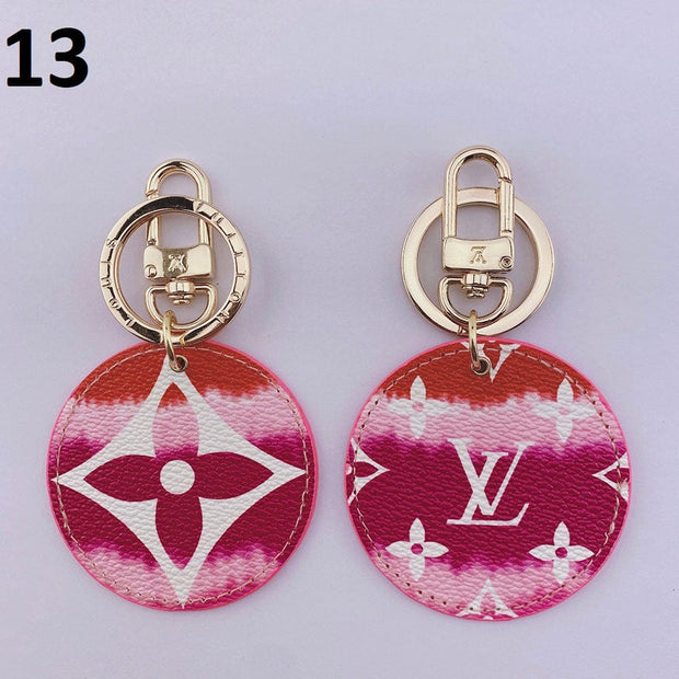 HypedEffects Louis Vuitton Rounded Leather Keychain | Bag Keychain