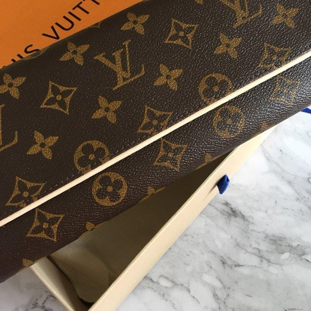 HypedEffects Louis Vuitton Wallet classic Monogram