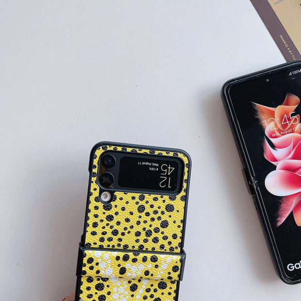HypedEffects Louis Vuitton Z Flip/Z Fold Phone Case with Bubble Pattern and Strap Holder | Artistic Style